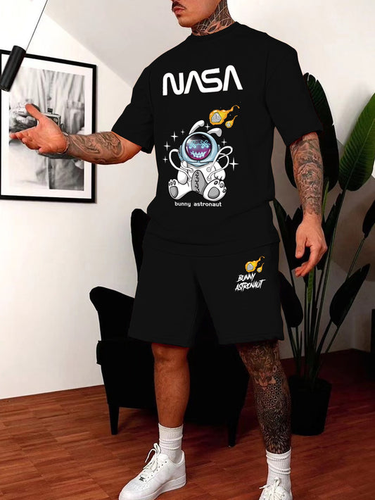 Men Astronaut & Letter Graphic Tee & Shorts